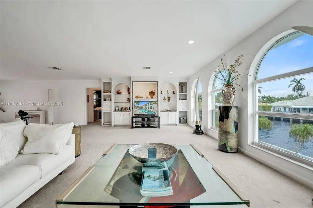 2889 NE 35th Street Fort Lauderdale FL 33306