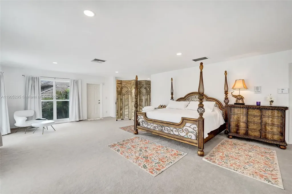 2889 NE 35th Street Fort Lauderdale FL 33306