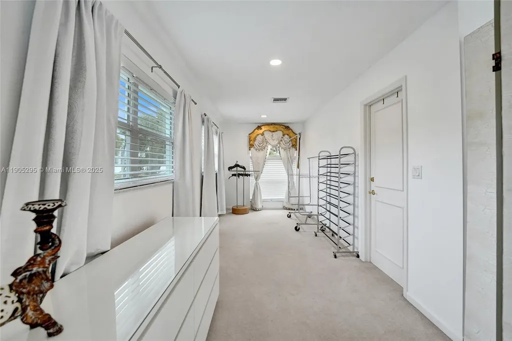 2889 NE 35th Street Fort Lauderdale FL 33306