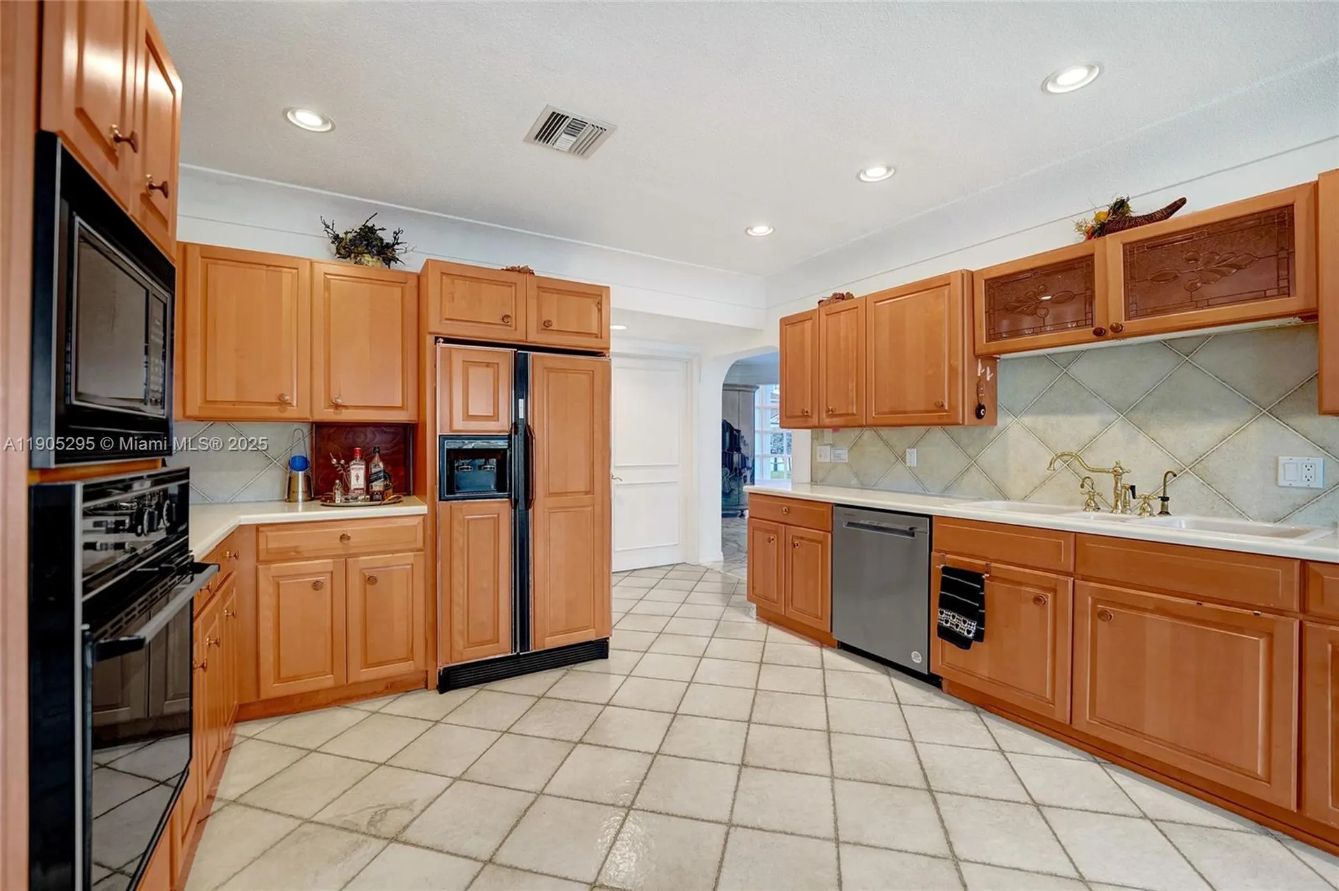 2889 NE 35th Street Fort Lauderdale FL 33306