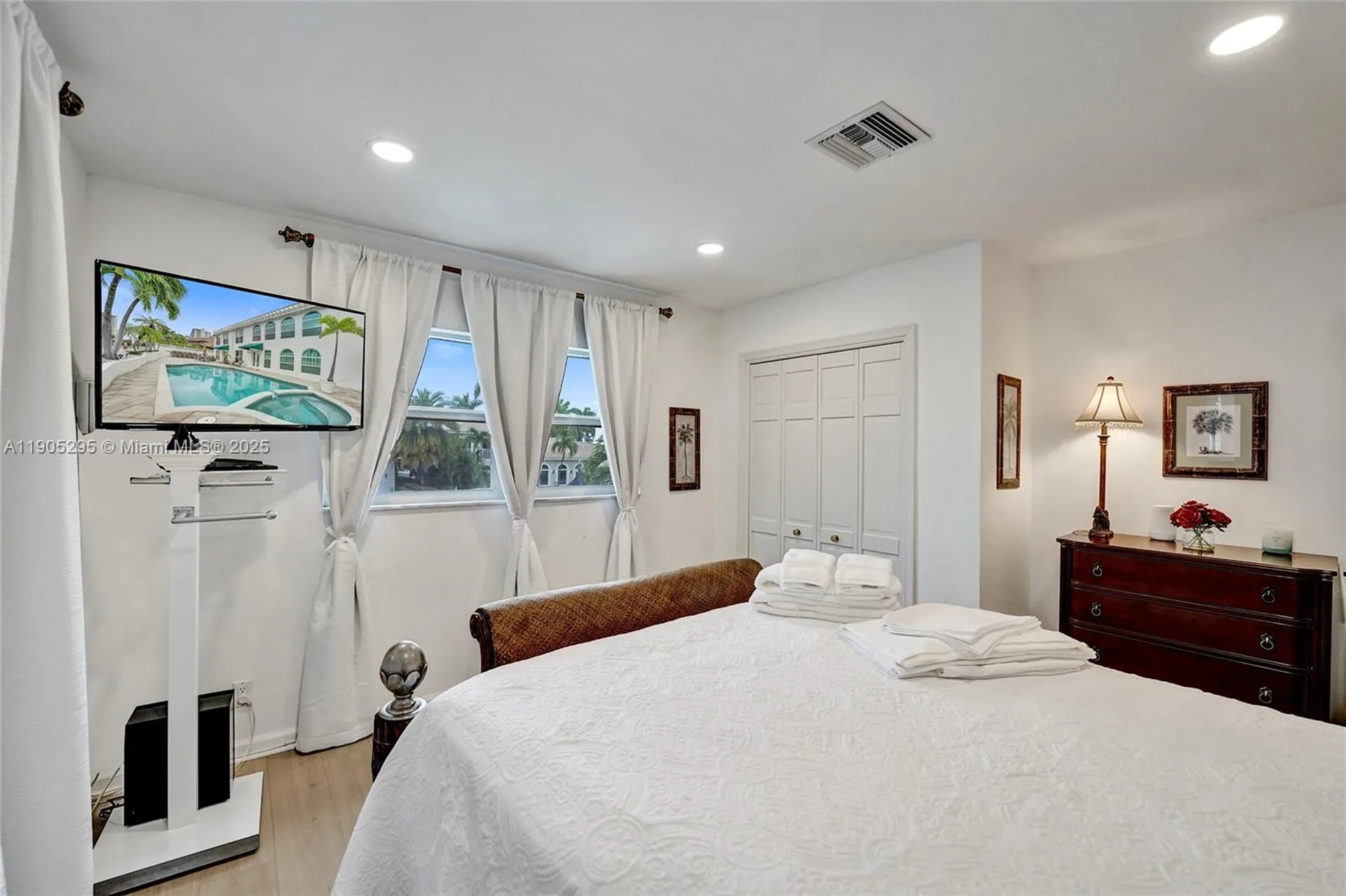 2889 NE 35th Street Fort Lauderdale FL 33306