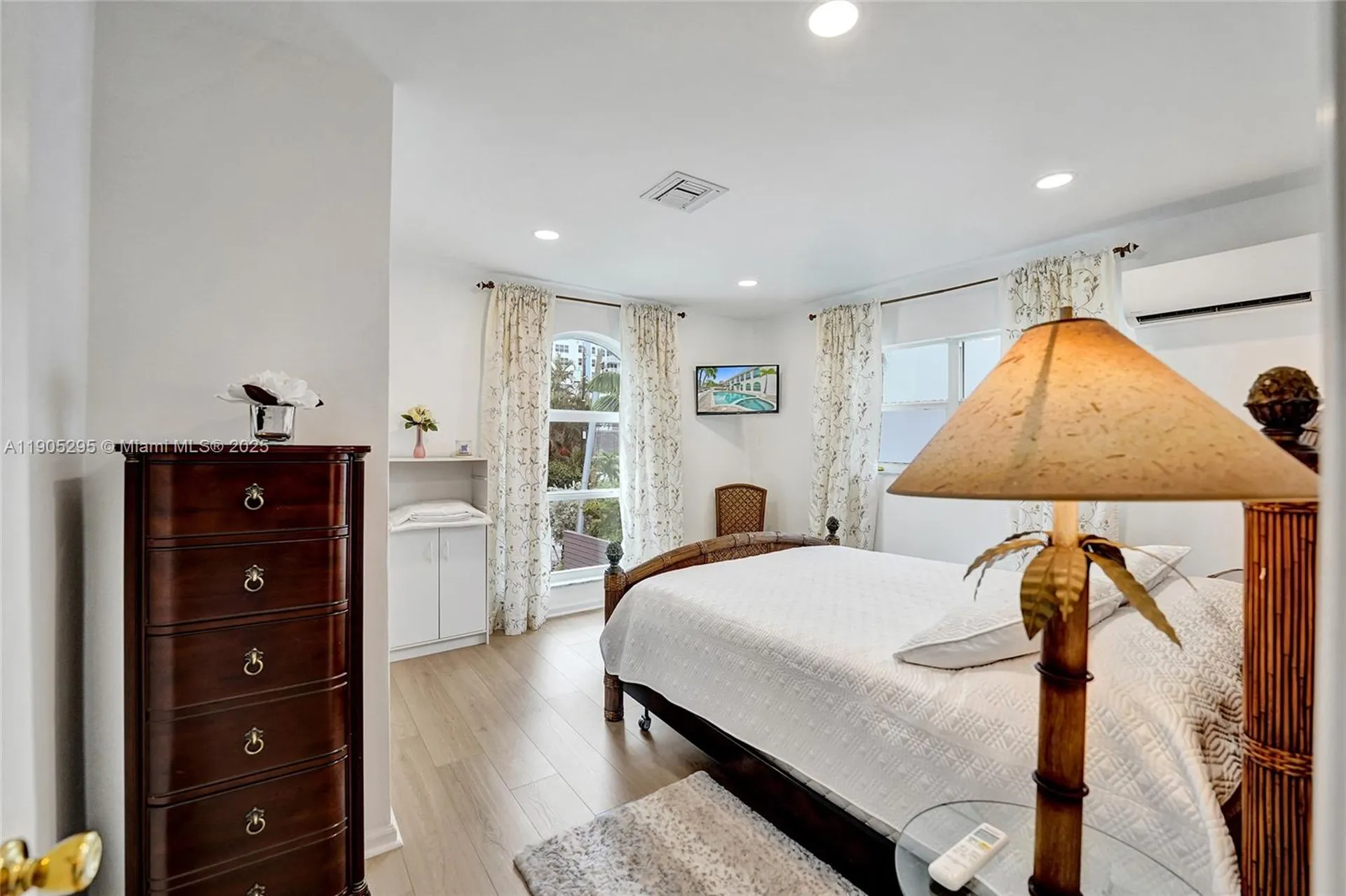 2889 NE 35th Street Fort Lauderdale FL 33306