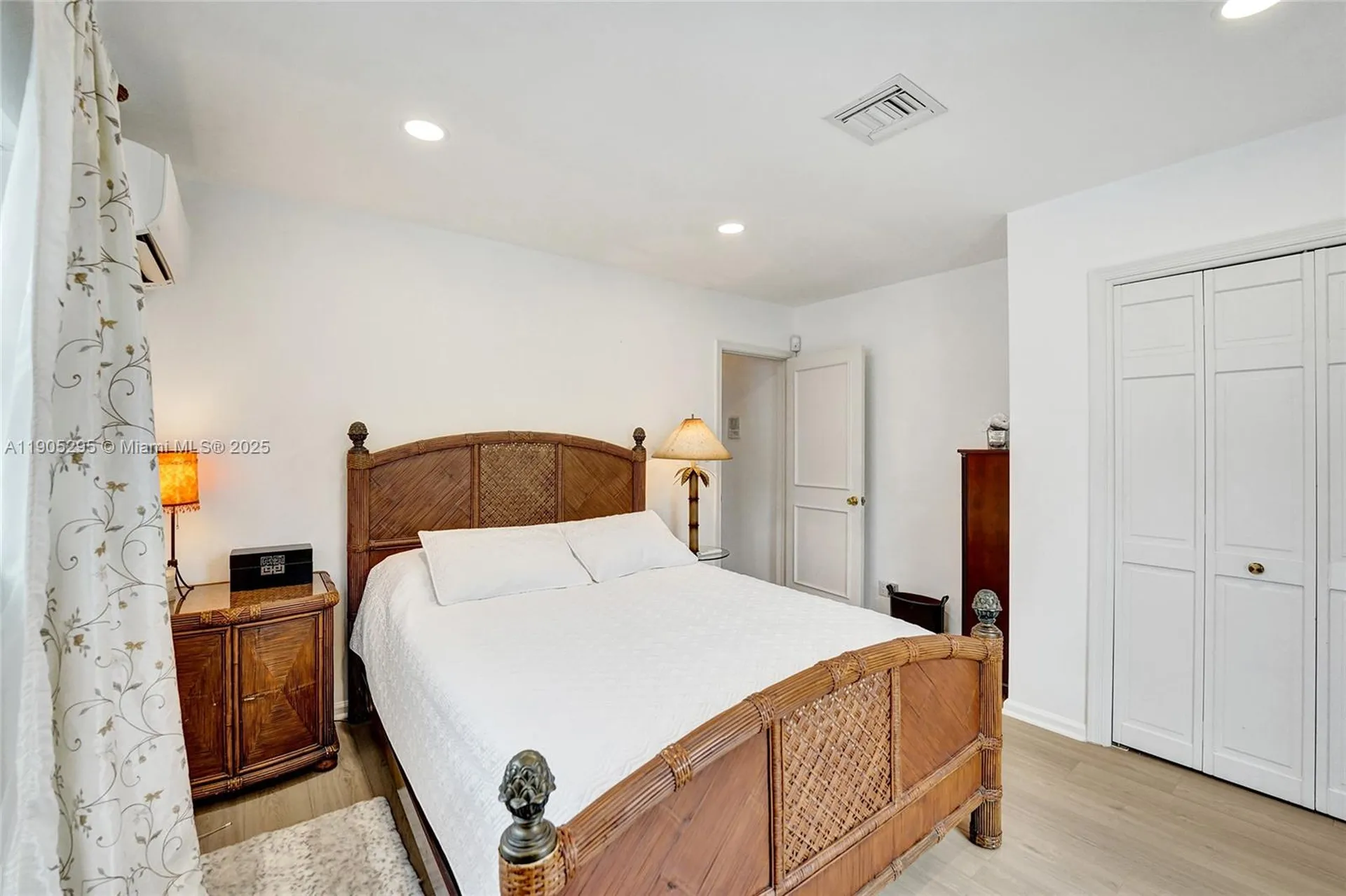 2889 NE 35th Street Fort Lauderdale FL 33306