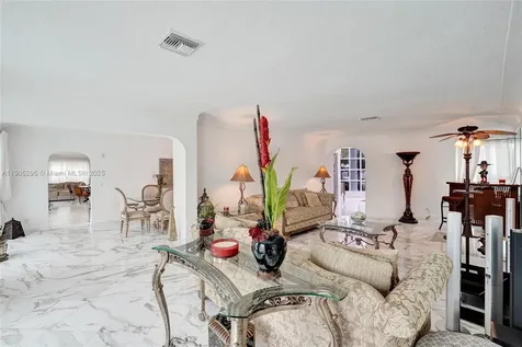 2889 NE 35th Street Fort Lauderdale FL 33306