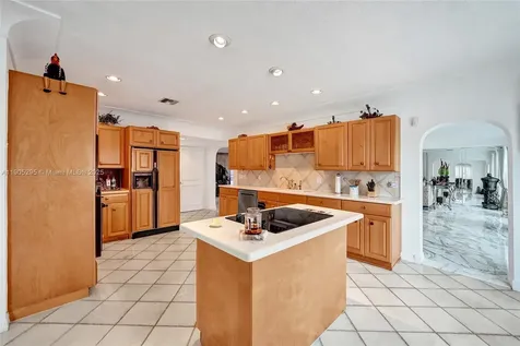2889 NE 35th Street Fort Lauderdale FL 33306
