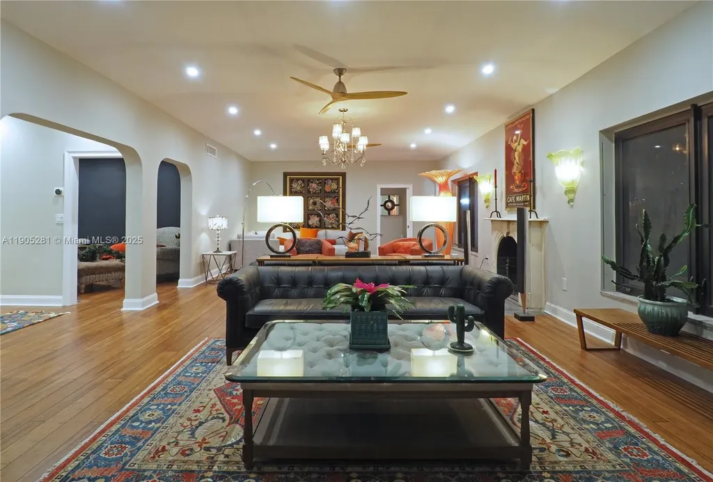 11 Sylvan Lane Fort Lauderdale FL 33316