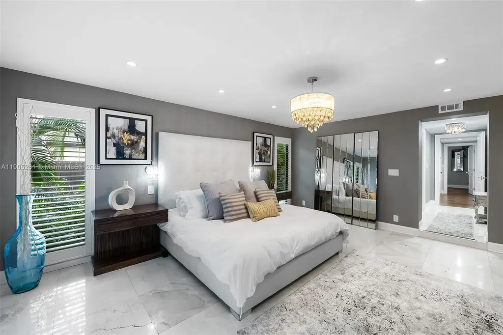 11 Sylvan Lane Fort Lauderdale FL 33316