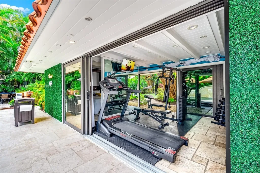 11 Sylvan Lane Fort Lauderdale FL 33316