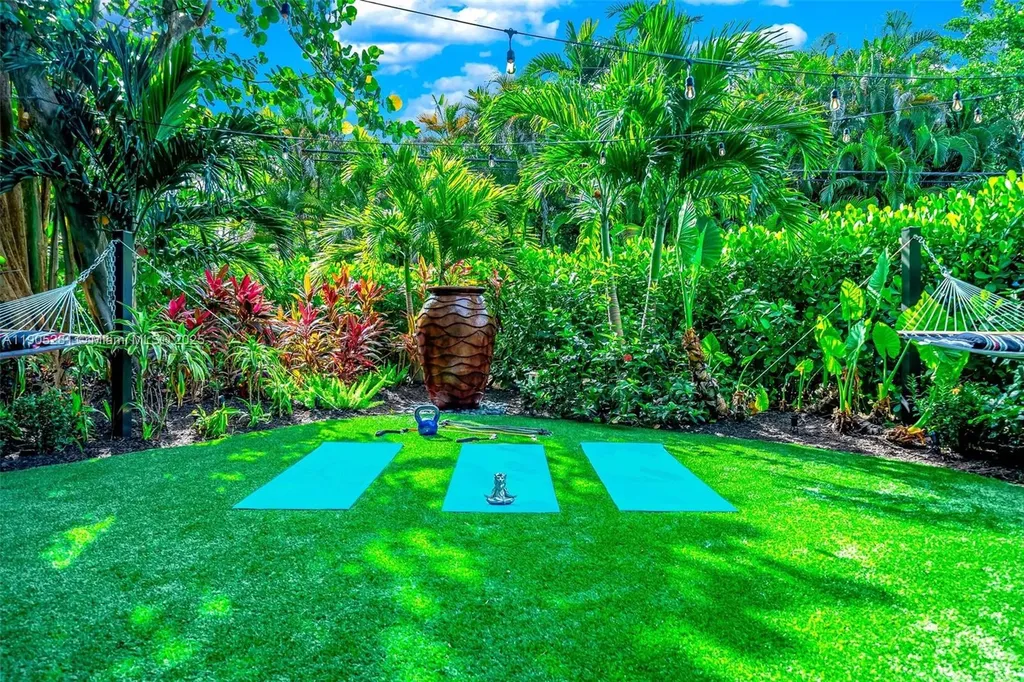 11 Sylvan Lane Fort Lauderdale FL 33316