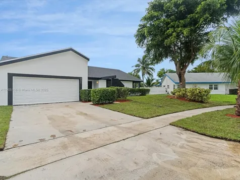 4421 NW 73rd Avenue Lauderhill FL 33319