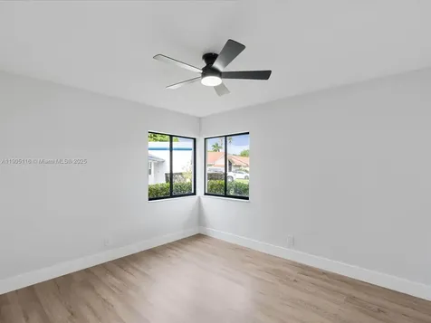 4421 NW 73rd Avenue Lauderhill FL 33319
