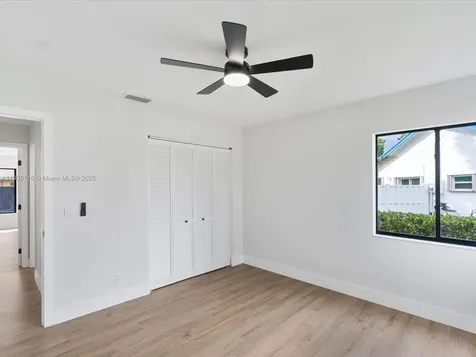 4421 NW 73rd Avenue Lauderhill FL 33319