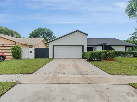 4421 NW 73rd Avenue Lauderhill FL 33319