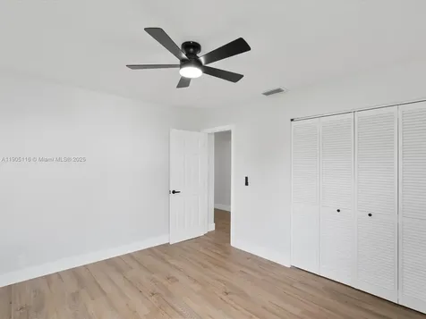 4421 NW 73rd Avenue Lauderhill FL 33319