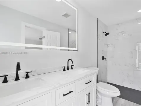 4421 NW 73rd Avenue Lauderhill FL 33319