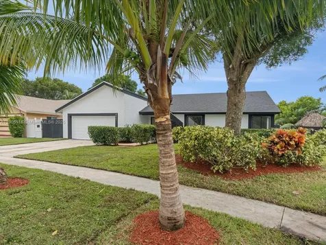 4421 NW 73rd Avenue Lauderhill FL 33319