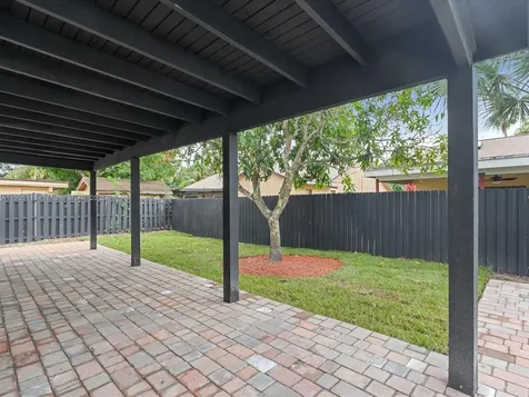 4421 NW 73rd Avenue Lauderhill FL 33319