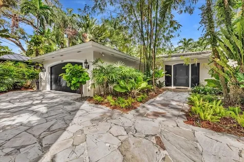 3821 Braganza Avenue Miami FL 33133