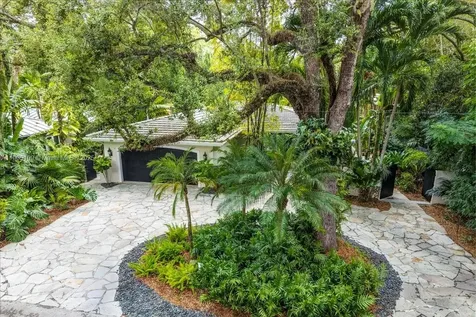 3821 Braganza Avenue Miami FL 33133