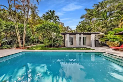 3821 Braganza Avenue Miami FL 33133