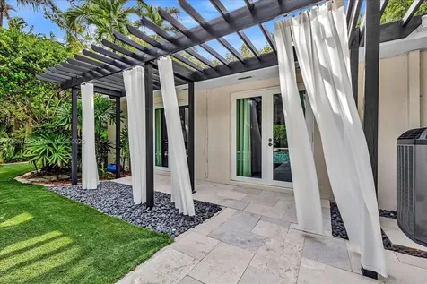 3821 Braganza Avenue Miami FL 33133