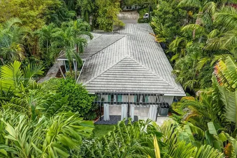 3821 Braganza Avenue Miami FL 33133