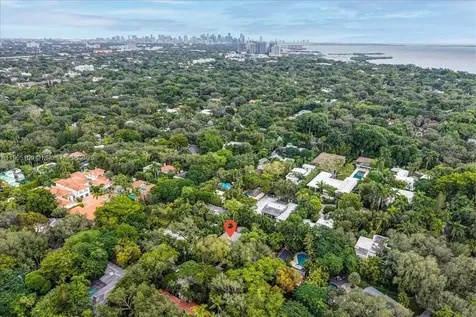 3821 Braganza Avenue Miami FL 33133