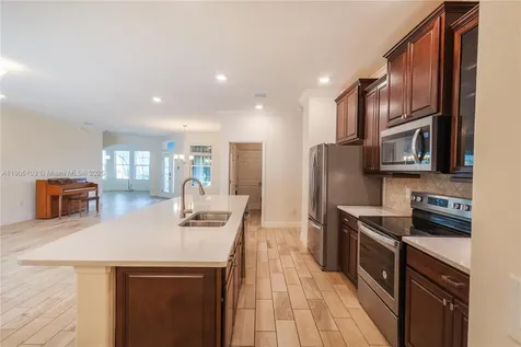 2547 Saint Lucia Circle Vero Beach FL 32967