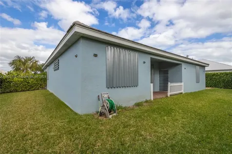 2547 Saint Lucia Circle Vero Beach FL 32967