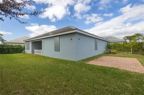 2547 Saint Lucia Circle Vero Beach FL 32967