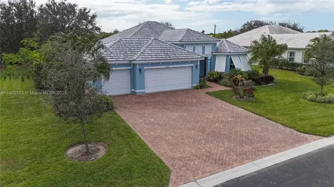 2547 Saint Lucia Circle Vero Beach FL 32967