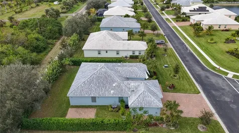 2547 Saint Lucia Circle Vero Beach FL 32967