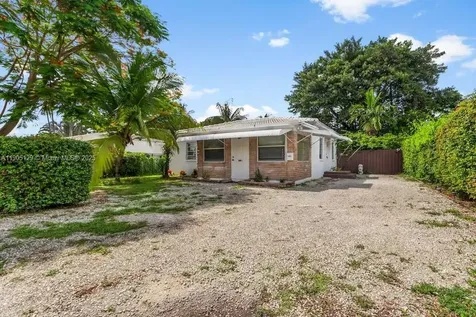 402 NW 102nd Street Miami FL 33150