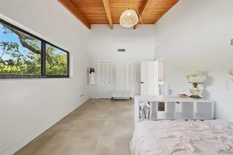 9200 NE 12th Avenue Miami Shores FL 33138
