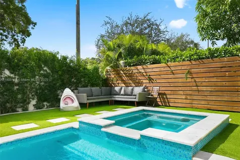 9200 NE 12th Avenue Miami Shores FL 33138