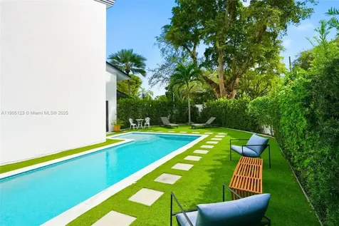 9200 NE 12th Avenue Miami Shores FL 33138