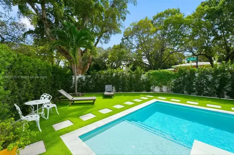 9200 NE 12th Avenue Miami Shores FL 33138