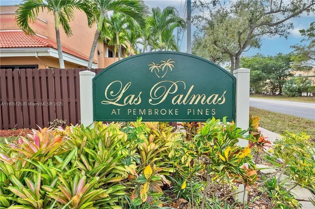 12032 S Las Palmas Drive Pembroke Pines FL 33025