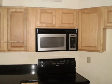 214 Lake Pointe Drive Oakland Park FL 33309