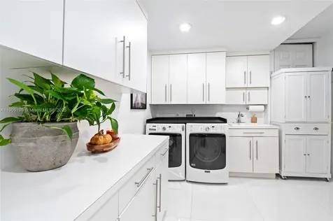 7870 SW 141st Terrace Palmetto Bay FL 33158