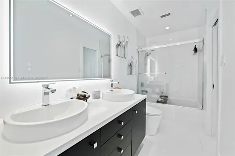 7870 SW 141st Terrace Palmetto Bay FL 33158