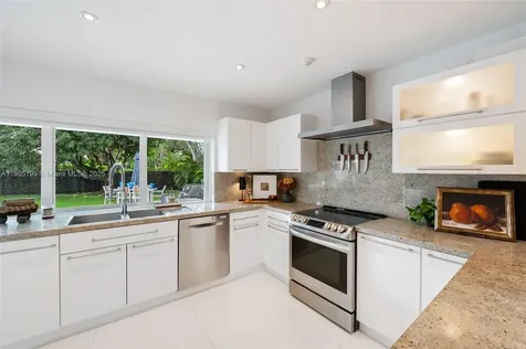 7870 SW 141st Terrace Palmetto Bay FL 33158