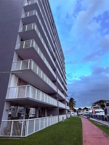 1800 NW 24th Avenue Miami FL 33125