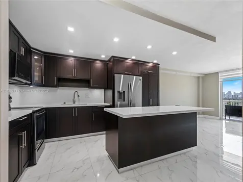 1800 NW 24th Avenue Miami FL 33125