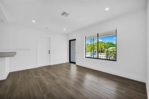 1918 Taft Street Hollywood FL 33020