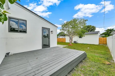1918 Taft Street Hollywood FL 33020