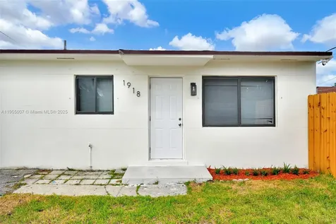 1918 Taft Street Hollywood FL 33020