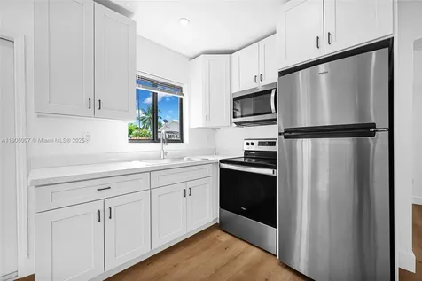 1918 Taft Street Hollywood FL 33020