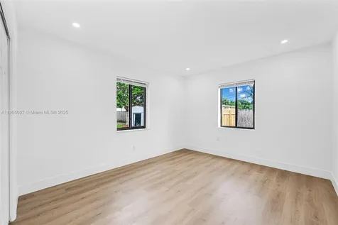 1918 Taft Street Hollywood FL 33020