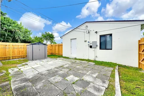 1918 Taft Street Hollywood FL 33020